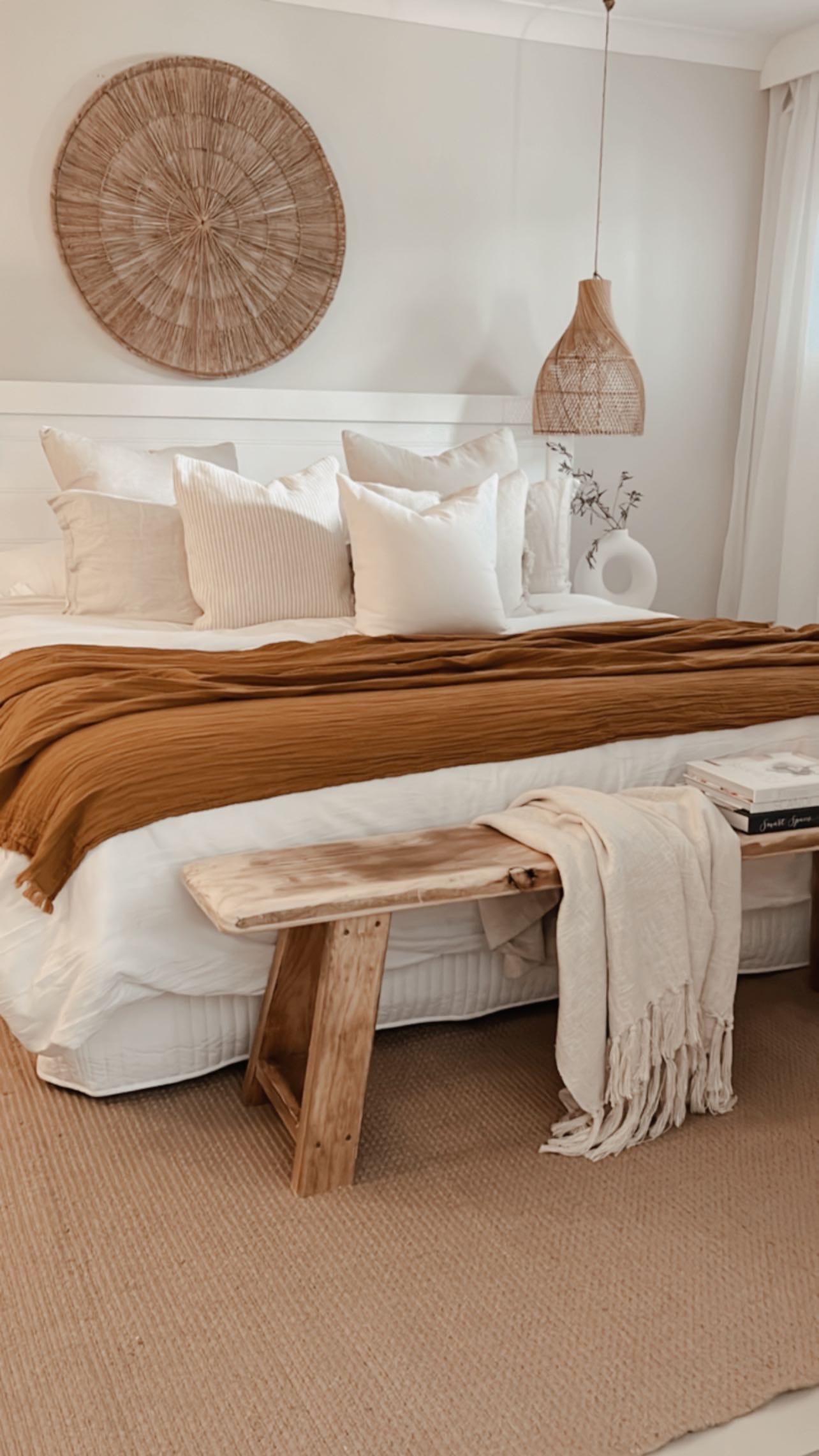 DIY Vintage Inspired Bench