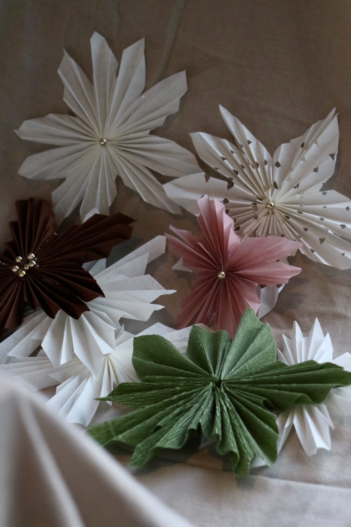 DIY Accordion Star Ornament