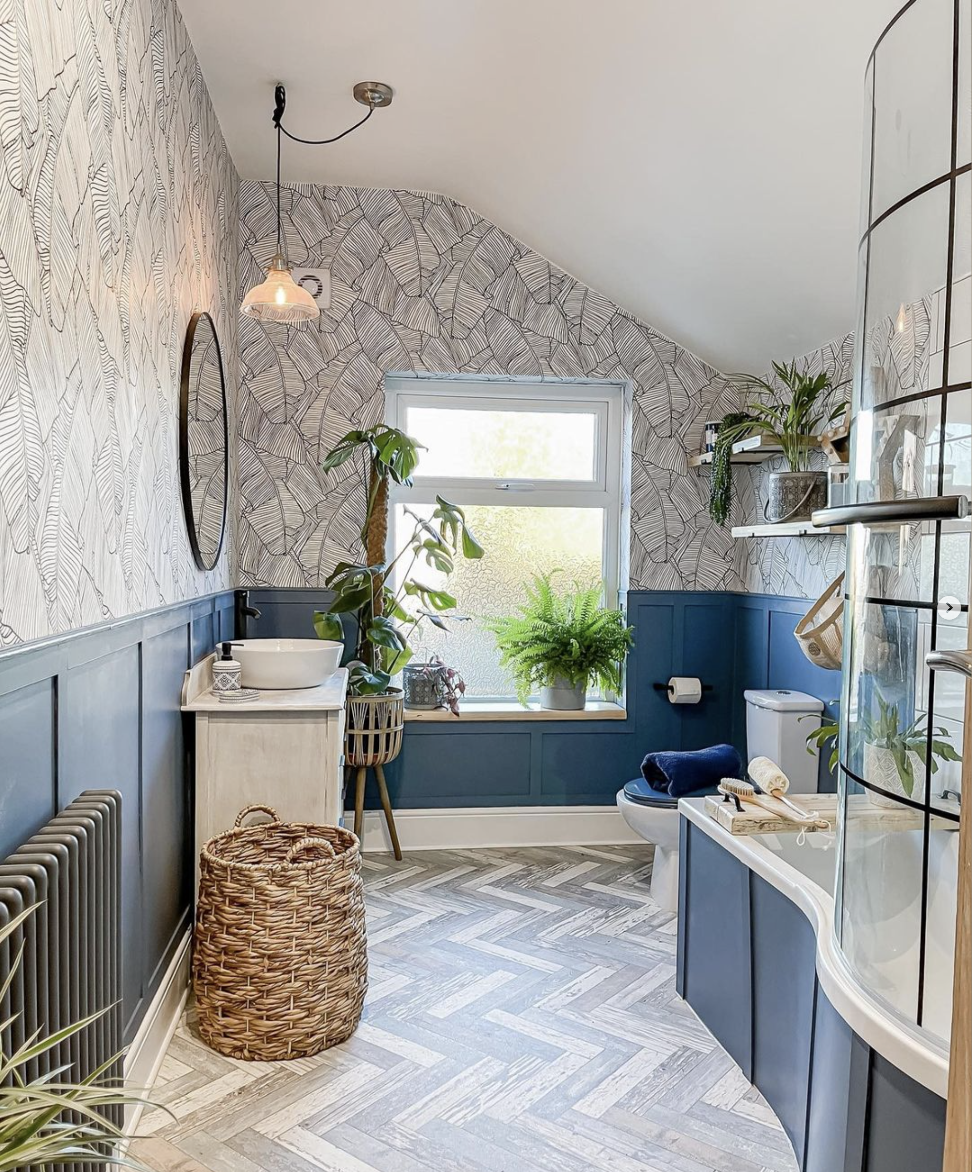 DIY Budget Bathroom Makeover