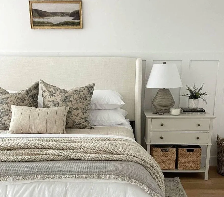 Textileish : Pillow Talk: Elevate Your Space with 5 Irresistible Decor Combos!