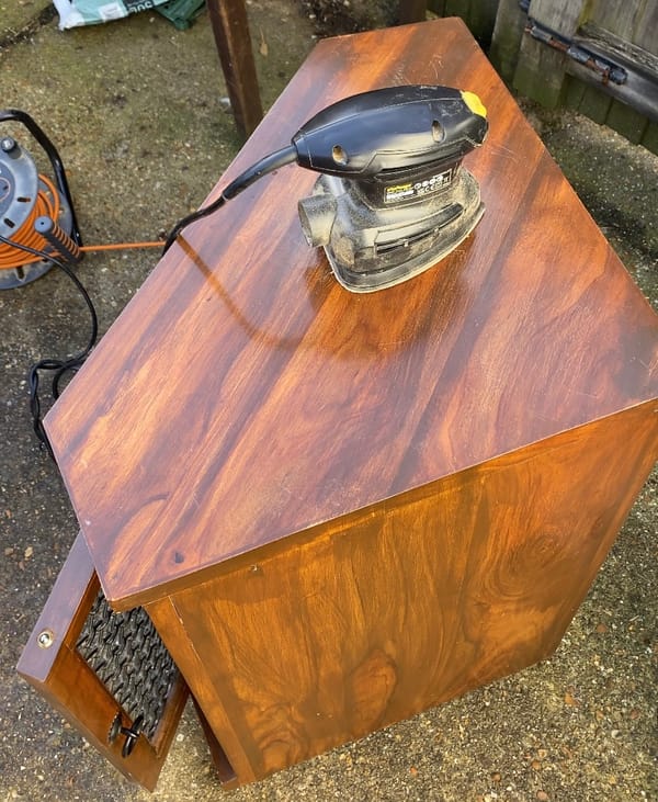 5 Essential Furniture Flipping Tools You Need!